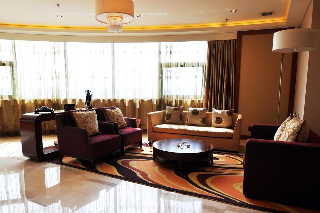 Howard Johnson Caida Plaza شانغهاي المظهر الخارجي الصورة