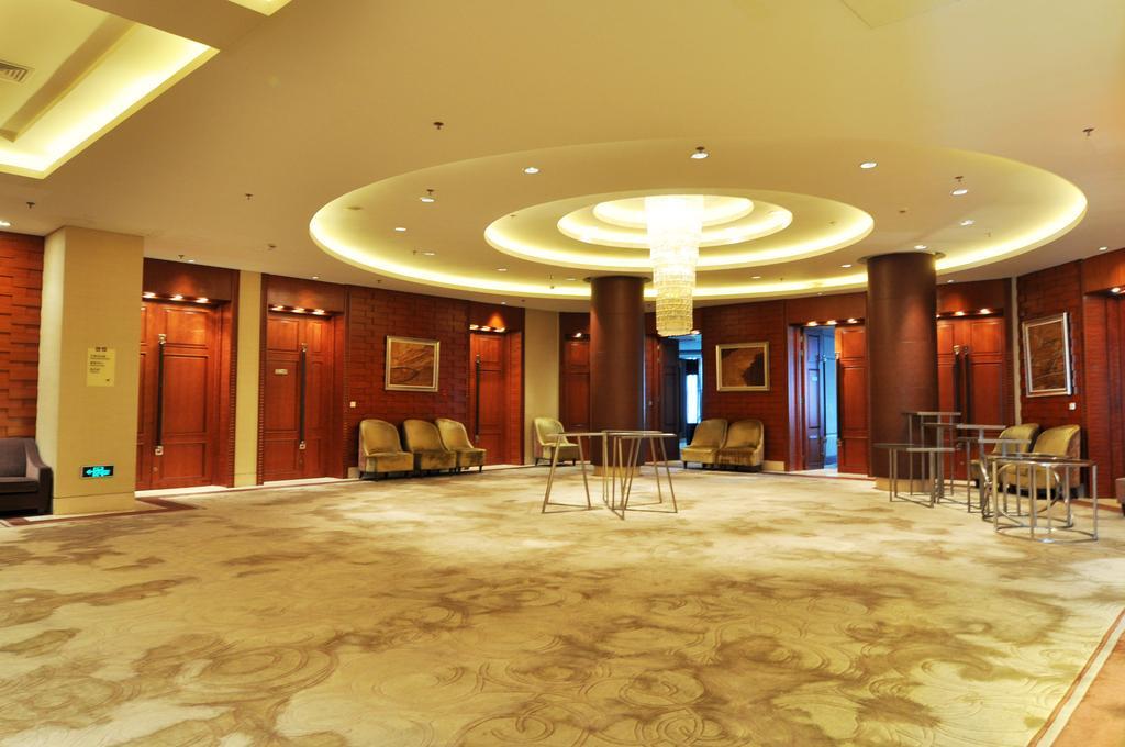 Howard Johnson Caida Plaza شانغهاي المظهر الخارجي الصورة
