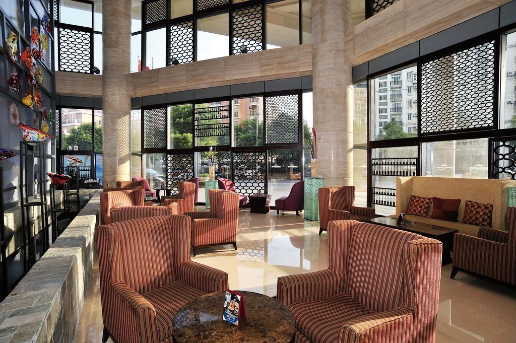 Howard Johnson Caida Plaza شانغهاي المظهر الخارجي الصورة